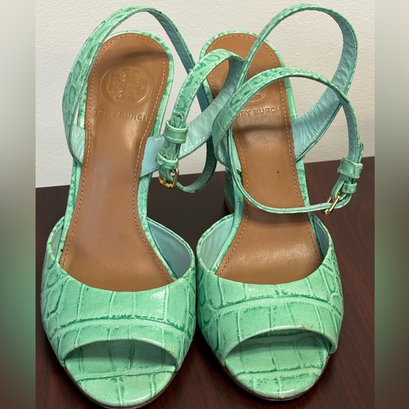 Tory Burch Turquoise Strappy Sandals - Size 7 - Picture 5 of 10